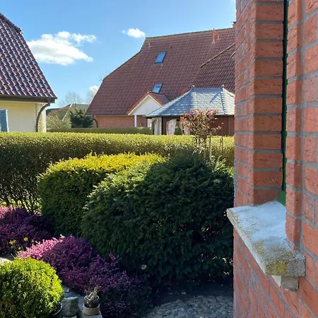 Fernblick * Büsumer Deichhausen